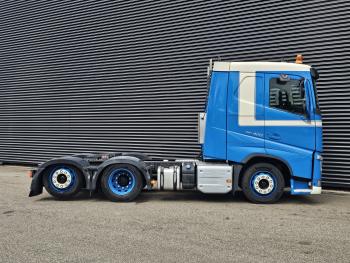 FH 420 6x2*4 / STEERING AXLE / HYDRAULIC